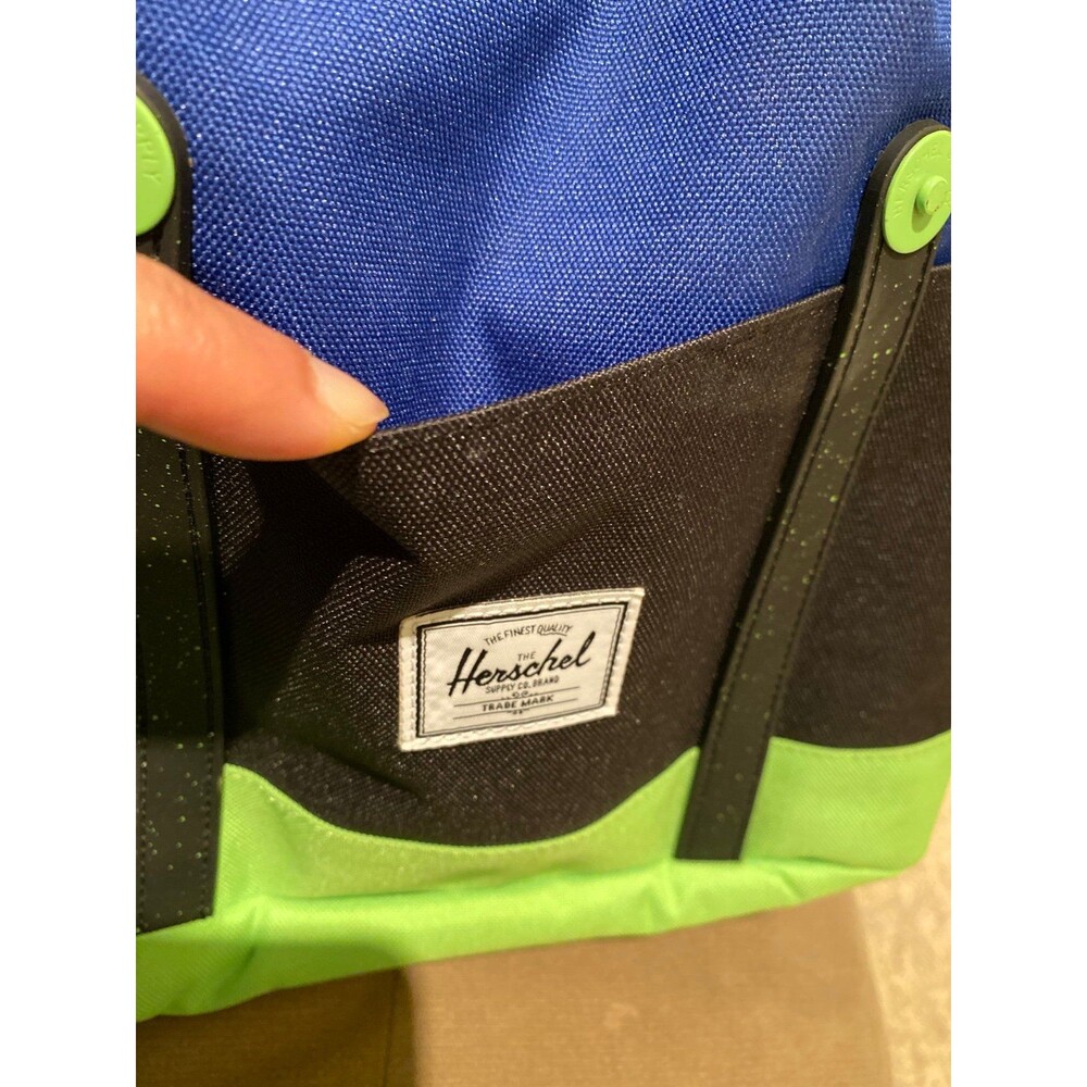 Herschel Supply Co Backpack in Blue New H18” W11” D6” 23 L Sturdy & Stylish
